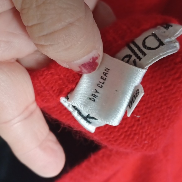 Vtg Rafaella Red Plaid Long Sleeve wool/Angora  Cardigan - Picture 8 of 8